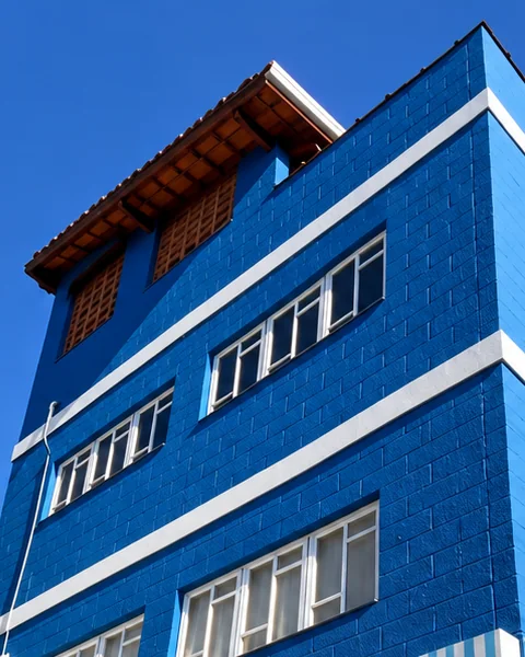 Vista do edifício onde fica a sede do escritório, na Av. São Luiz, 392